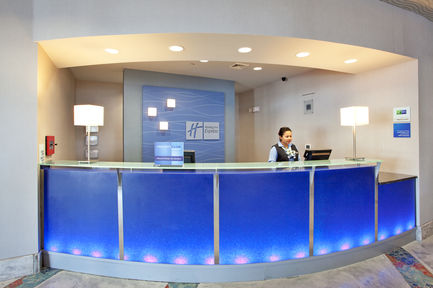 Holiday Inn Express Hotel & Suites Norfolk Airport, an IHG Hotel , VA 23502 near Norfolk International Airport View Point 6