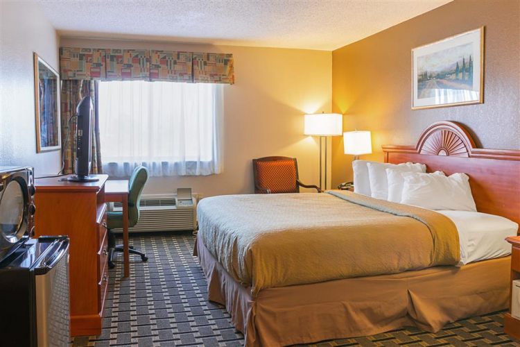 Quality Inn & Suites Detroit Metro Airport , MI 48174 near Detroit Metropolitan Wayne County Airport View Point 13