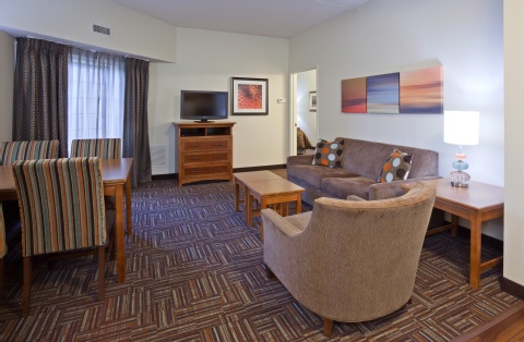 Staybridge Suites Minneapolis-Bloomington , MN 55437 near Minneapolis-saint Paul International Airport (wold-chamberlain Field) View Point 24