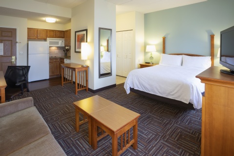 Staybridge Suites Minneapolis-Bloomington , MN 55437 near Minneapolis-saint Paul International Airport (wold-chamberlain Field) View Point 26