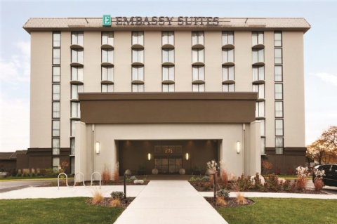 Embassy Suites by Hilton Bloomington Minneapolis , MN 55431 near Minneapolis-saint Paul International Airport (wold-chamberlain Field) View Point 1