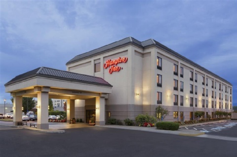 Hampton Inn Portland Airport