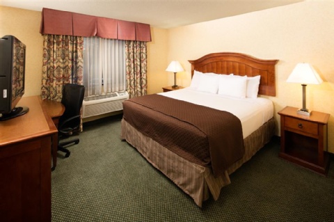 Red Lion Hotel Portland Airport , OR 97220 near Portland International Airport View Point 16