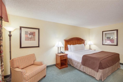 Red Lion Hotel Portland Airport , OR 97220 near Portland International Airport View Point 21