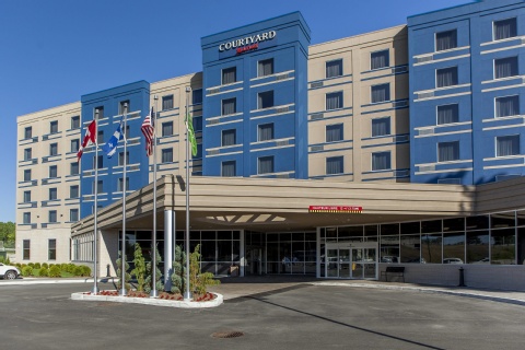 Courtyard by Marriott Montreal West Island/Baie D’Urfe , QC H9X 0B3 near Montreal-Pierre Elliott Trudeau Int. Airport View Point 1