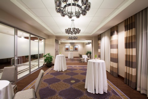 Sheraton Pittsburgh Airport Hotel , PA 15108 near Pittsburgh International Airport View Point 13