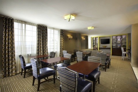 Sheraton Pittsburgh Airport Hotel , PA 15108 near Pittsburgh International Airport View Point 18