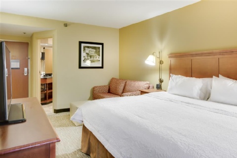 Hampton Inn Pittsburgh-Airport , PA 15108 near Pittsburgh International Airport View Point 33