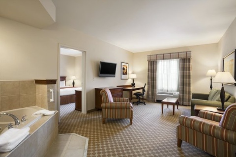 Country Inn & Suites by Radisson, Manchester Airport, NH , NH 03110 near Manchester-boston Regional Airport View Point 10