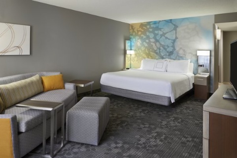 Courtyard by Marriott Toronto Airport , ON M9W 5E8 near Toronto Pearson Airport View Point 23