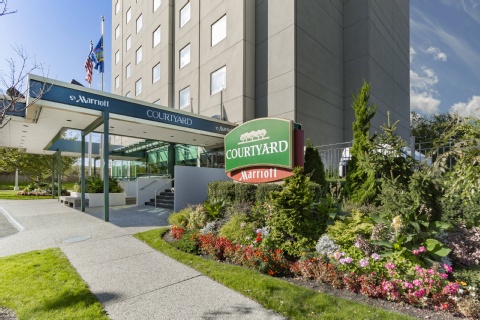 Courtyard By Marriott New York Jfk Airport