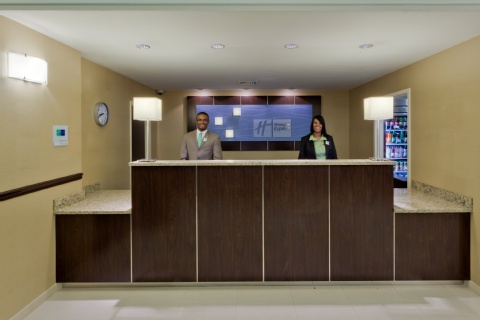 Holiday Inn Express Baltimore-Bwi Airport West Hotel  , MD 21076 near Baltimore-washington International Thurgood Marshall Airport View Point 9