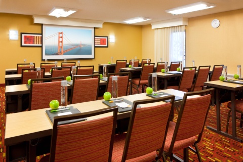 Courtyard by Marriott San Francisco Airport , CA 94066 near San Francisco International Airport View Point 8