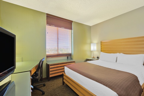 Holiday Inn San Jose-Silicon Valley, an IHG Hotel , CA 95112 near Norman Y. Mineta San Jose Intl Airport View Point 23