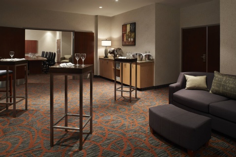 Courtyard by Marriott Montreal Airport , QC H4M 2Z5 near Montreal-Pierre Elliott Trudeau Int. Airport View Point 25