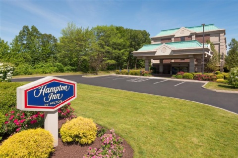 Hampton Inn Hartford Airport