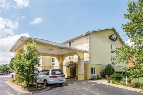 Days Inn by Wyndham Kansas City International Airport , MO 64153 near Kansas City International Airport View Point 1