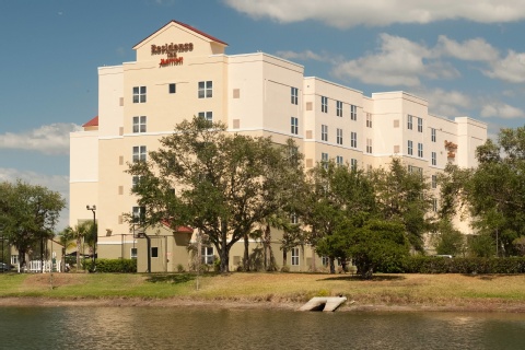 Residence Inn By Marriott Orlando Airport