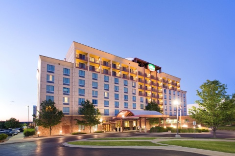 Courtyard By Marriott Denver Airport