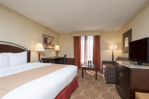 DoubleTree by Hilton Grand Rapids-Airport , MI 49512 near Gerald R. Ford International Airport View Point 17