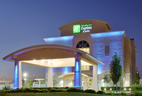 Holiday Inn Express & Suites Sacramento Airport Natomas