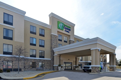 Holiday Inn Express Hotel & Suites Indianapolis  , IN 46224 near Indianapolis International Airport View Point 1