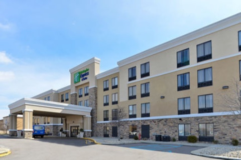 Holiday Inn Express Hotel & Suites Indianapolis  , IN 46224 near Indianapolis International Airport View Point 9