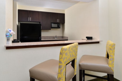 Holiday Inn Express Hotel & Suites Indianapolis  , IN 46224 near Indianapolis International Airport View Point 29