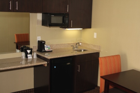 Holiday Inn Express Hotel & Suites Indianapolis  , IN 46224 near Indianapolis International Airport View Point 31