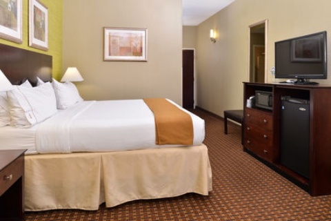 Holiday Inn Express Hotel & Suites Indianapolis  , IN 46224 near Indianapolis International Airport View Point 34