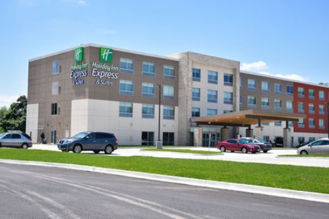 Holiday Inn Express & Suites - Bensenville - O'Hare, an IHG Hotel , IL 60106 near Ohare International Airport View Point 1