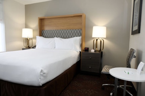 Holiday Inn O'Hare Area, an IHG Hotel , IL 60631 near Ohare International Airport View Point 38