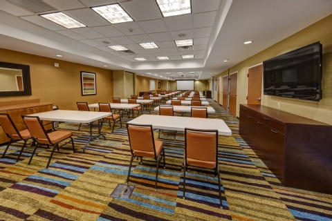 Fairfield Inn and Suites by Marriott Oklahoma City Airport , OK 73108 near Will Rogers World Airport View Point 7