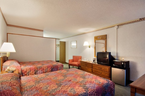 Travelodge by Wyndham Cleveland Airport , OH 44142 near Cleveland Hopkins International Airport View Point 9