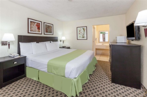 Days Inn by Wyndham Irving Grapevine DFW Airport North , TX 75063 near Dallas-fort Worth International Airport View Point 10