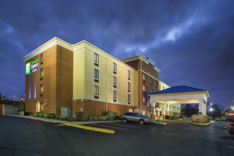 Holiday Inn Express Hotel & Suites Columbus Airport, an IHG Hotel , OH 43230 near Port Columbus International Airport View Point 1