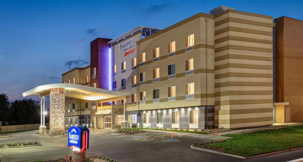 Fairfield Inn & Suites By Marriott Nashville Airport