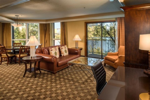 DoubleTree by Hilton Seattle Airport , WA 98188 near Seattle-tacoma International Airport View Point 47