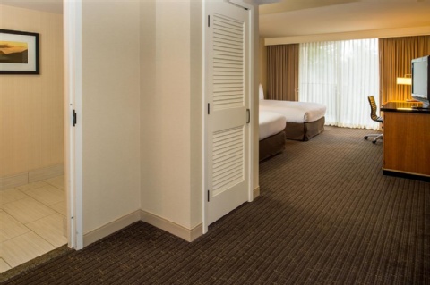 DoubleTree by Hilton Seattle Airport , WA 98188 near Seattle-tacoma International Airport View Point 52