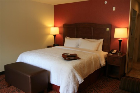 Hampton Inn and Suites Seattle - Airport / 28th Avenue , WA 98188 near Seattle-tacoma International Airport View Point 8