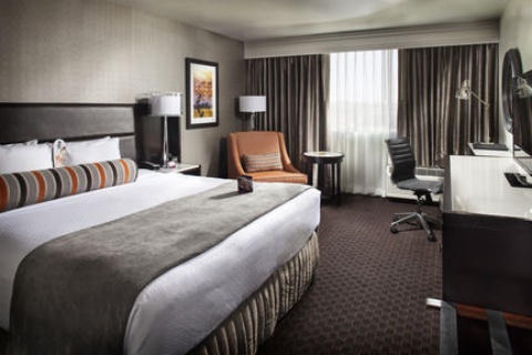 Crowne Plaza Phoenix Airport, an IHG Hotel , AZ 85034 near Sky Harbor International Airport View Point 27