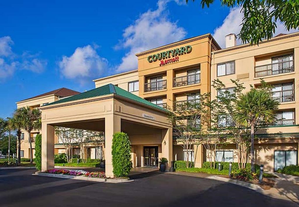 Courtyard By Marriott North Charleston Airport/Coliseum