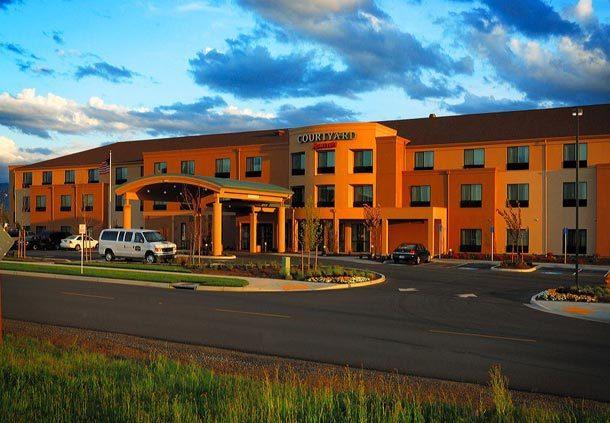 Courtyard By Marriott Medford Airport