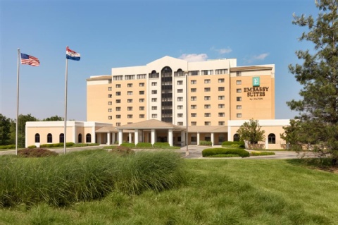 Embassy Suites Kansas City International Airport