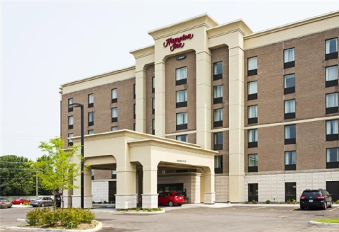 Hampton Inn By Hilton Ottawa Airport