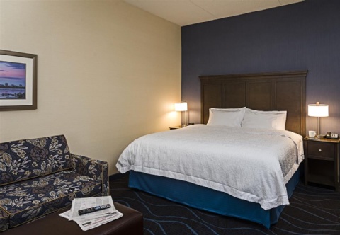 Hampton Inn by Hilton Ottawa Airport , ON K1V2L9 near Ottawa Macdonald - Cartier International Airport View Point 10