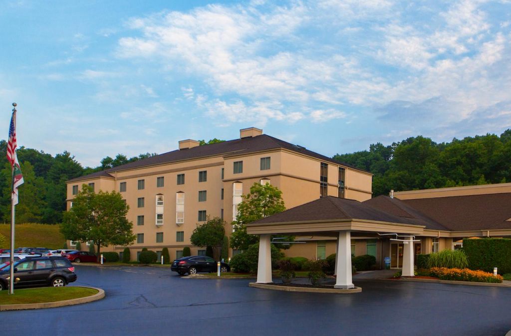 Courtyard by Marriott Rochester East/Penfield , NY 14625 near Greater Rochester International Airport View Point 1