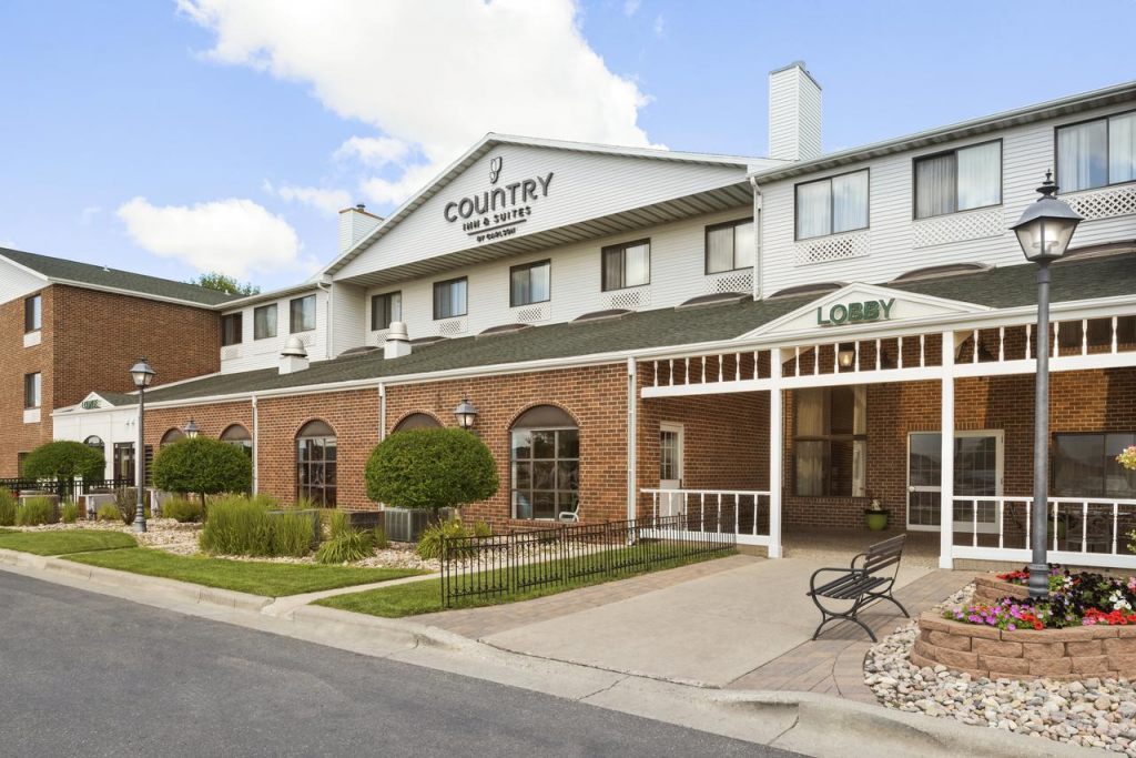 Country Inn & Suites by Radisson, Fargo , ND 58103 near Hector International Airport View Point 1