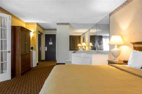 QUALITY INN WINDSOR LOCKS , CT 06096 near Bradley International Airport View Point 25