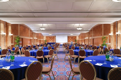 Sheraton Skyline Hotel London Heathrow ,  UB3 5BP near Heathrow Airport View Point 6